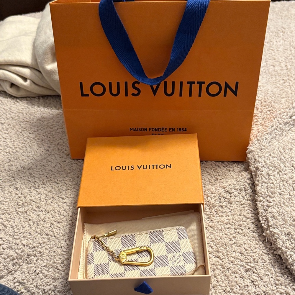 Louis Vuitton Damier Azur Key Pouch